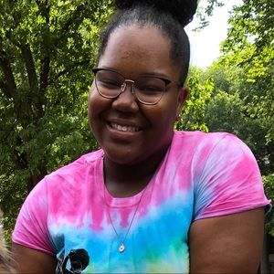 Meet your Posher, Dana